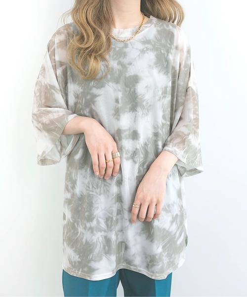 nemne store（ネンネストア）の「雲に隠れるタイダイ柄シアーTシャツ（Tシャツ/カットソー・レディース・ライトグレー/カーキ・F）」の2枚目の写真