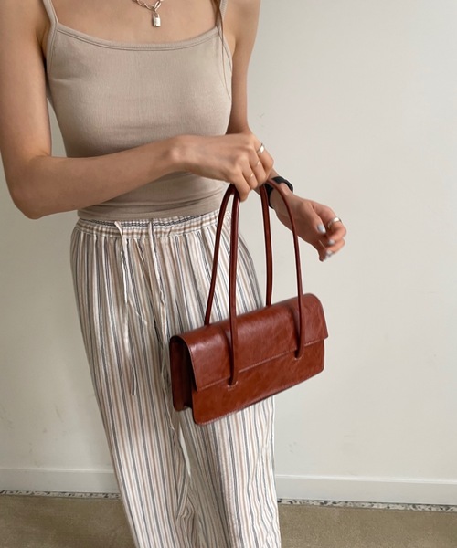 Didot.showroom(ディドット ショールーム)の「leather square handle bag(ハンドバッグ・レディース・ブラック/イエロー/グリーン/アイボリー・FREE)」の19枚目の写真