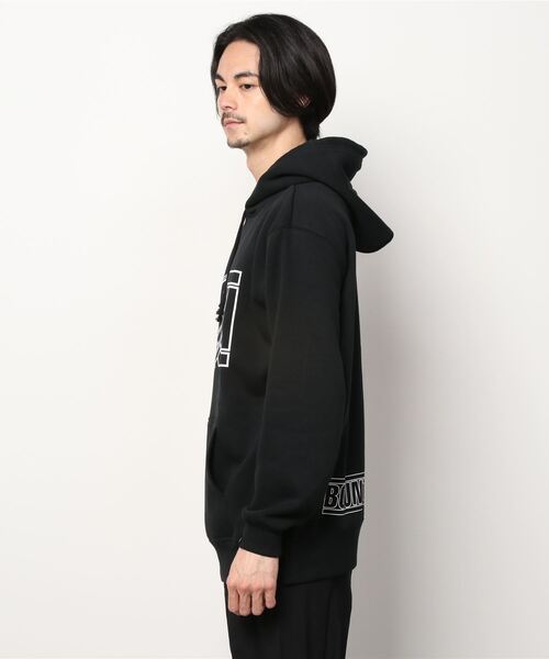 BOUNTY HUNTER(バウンティーハンター)の「BxH MOBIUS NIKO LOGO Pullover Pk(パーカー・メンズ・ブラック・SMALL/MEDIUM/LARGE/X-LARGE)」の2枚目の写真