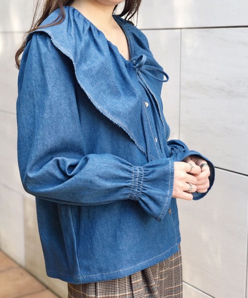 Banner Barrett デニムシャツ Banner Barrett（バナーバレット）の「デニムブラウス（シャツ