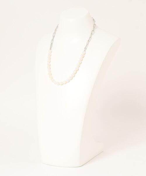 PBLIM（ページボーイリム）の「【PAGEBOYLIM】パールチェーンネックレス（ネックレス・レディース・シルバーグレー・FREE）」の2枚目の写真