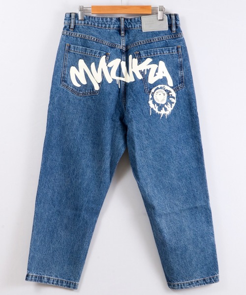 MISHKA（ミシカ）の「【MISHKA】キープウォッチ＆ブランドロゴプリント デニムパンツ（デニムパンツ・メンズ・ブルー・L/XL/M）」の3枚目の写真