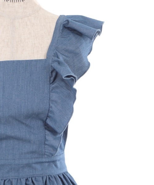 axes femme（アクシーズファム）の「デニム風フリルエプロン（エプロン・レディース・ブルー/ネイビー・MEDIUM）」の7枚目の写真