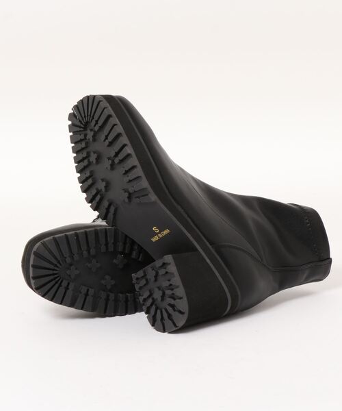 attagirl(アタガール)の「スクエアトゥストレッチショートブーツ(ブーツ・レディース・ブラック/アイボリー/ダークブラウン・M/LL/S/L)」の4枚目の写真