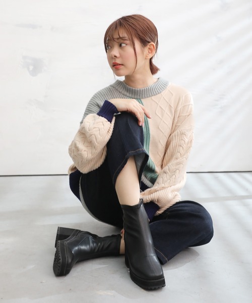 attagirl(アタガール)の「スクエアトゥストレッチショートブーツ(ブーツ・レディース・ブラック/アイボリー/ダークブラウン・M/LL/S/L)」の9枚目の写真