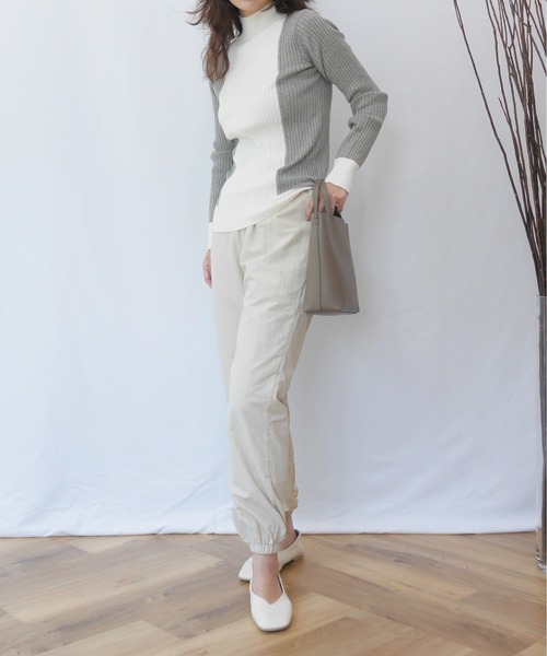 AZUL ENCANTO(アズールエンカント)の「バイカラーニット(ニット/セーター・レディース・ベージュ/オフホワイト・FREE)」の12枚目の写真