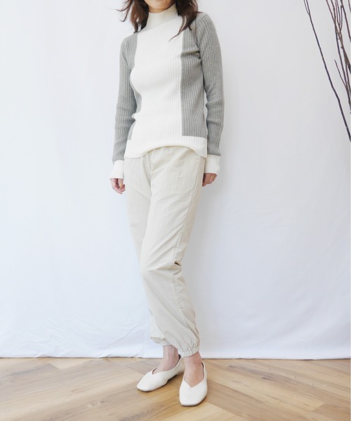 AZUL ENCANTO(アズールエンカント)の「バイカラーニット(ニット/セーター・レディース・ベージュ/オフホワイト・FREE)」の9枚目の写真