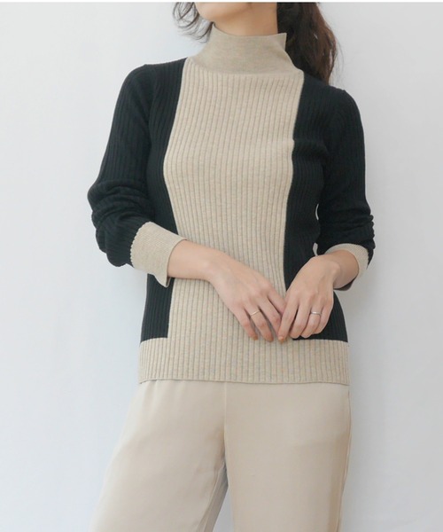 AZUL ENCANTO(アズールエンカント)の「バイカラーニット(ニット/セーター・レディース・ベージュ/オフホワイト・FREE)」の3枚目の写真