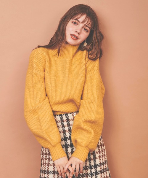 31 Sons de mode（トランテアン　ソン　ドゥ　モード）の「畔ざっくりニットプルオーバー（ニット/セーター・レディース・オフホワイト/イエロー/コーラルピンク・36）」の6枚目の写真