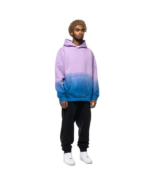 TAIKAN（テイケン）の「【TAIKAN / テイケン】PLAIN HOODIE DIP DYE PURPLE / ヘビーウェイトプルパーカー フーディー　タイダイ柄  スキー　スノボー（パーカー・メンズ・パープル・X-LARGE/MEDIUM/SMALL/LARGE）」の4枚目の写真