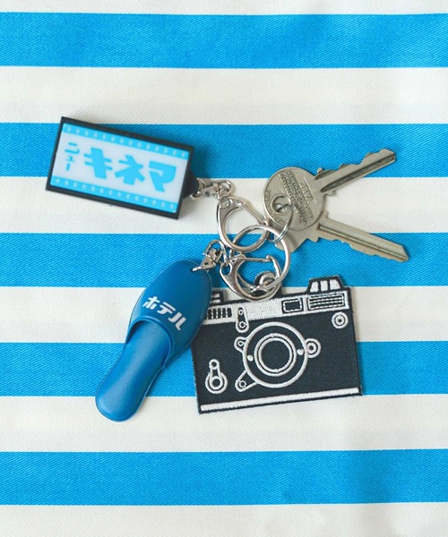 ニューレトロ（ニューレトロ）の「ニューレトロ 光る看板キーホルダー キーリング LED チャーム （映画）（キーホルダー・レディース・レッド/ブルー・FREE）」の13枚目の写真