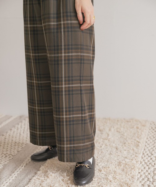 ITEMS URBANRESEARCH（アイテムズ アーバンリサーチ）の「チェックワイドパンツ（その他パンツ・レディース・チャコールグレー/ブラウン・FREE）」の21枚目の写真