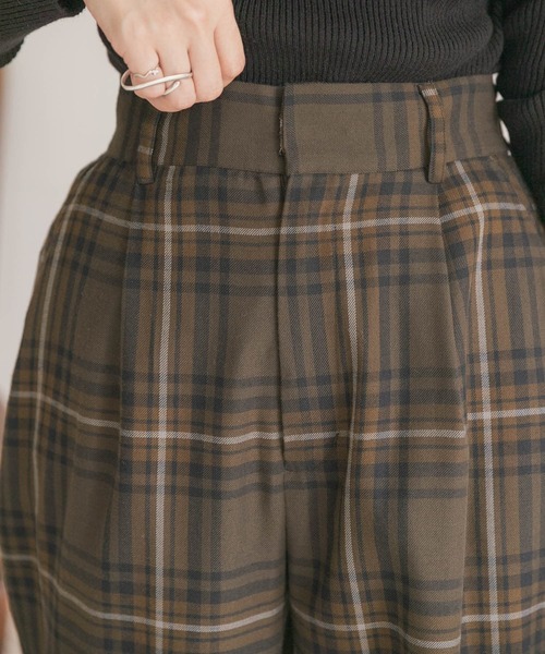 ITEMS URBANRESEARCH（アイテムズ アーバンリサーチ）の「チェックワイドパンツ（その他パンツ・レディース・チャコールグレー/ブラウン・FREE）」の3枚目の写真