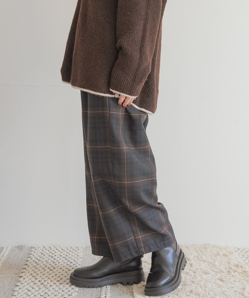 ITEMS URBANRESEARCH（アイテムズ アーバンリサーチ）の「チェックワイドパンツ（その他パンツ・レディース・チャコールグレー/ブラウン・FREE）」の22枚目の写真