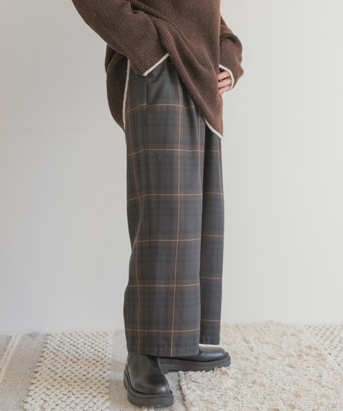 ITEMS URBANRESEARCH（アイテムズ アーバンリサーチ）の「チェックワイドパンツ（その他パンツ・レディース・チャコールグレー/ブラウン・FREE）」の7枚目の写真