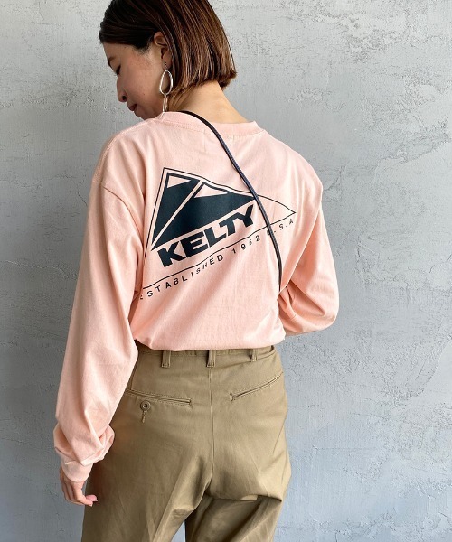 KELTY（ケルティ）の「[KELTY/ケルティ] 別注 ビッグシルエット バックロゴプリントロンＴ（Tシャツ/カットソー・レディース・ホワイト/グレー/グリーン/スミクロ/ピンク/ネイビー・S/M/L）」の6枚目の写真