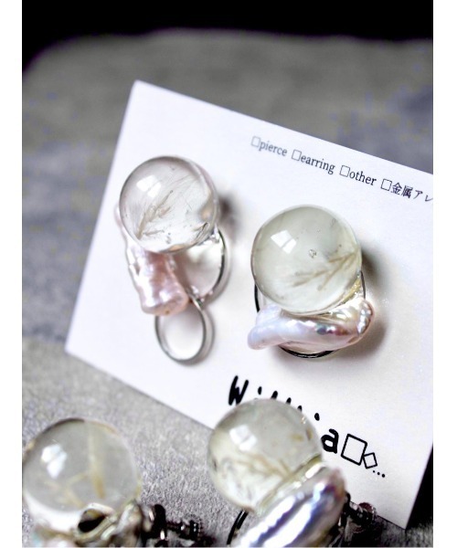 tone(トーン)の「【Willija】金属アレルギー対応《Melting Pearl》イヤリング(MA)(イヤリング・レディース・ホワイト・FREE)」の4枚目の写真