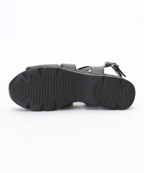 Comme　Ca　Mature（コムサマチュア）の「クロスベルト　サンダル（サンダル・レディース・ホワイト/ブラック・22.5cm/23.5cm/24.5cm）」の6枚目の写真