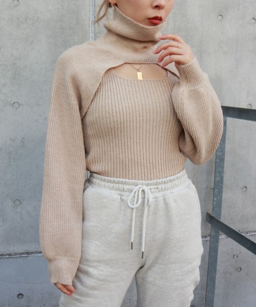 FIG&VIPER（フィグアンドバイパー）の「胸開きレイヤードニットTOP（ニット/セーター・レディース・ブラック/グレー/ベージュ・FREE）」の3枚目の写真