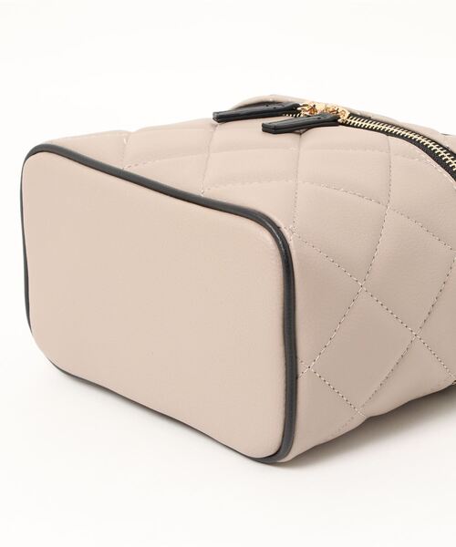 Andemiu（アンデミュウ）の「チェーンバニティバッグ264131（ショルダーバッグ・レディース・ブラック/ベージュ・FREE）」の22枚目の写真