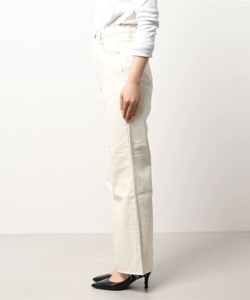 archives（アルシーヴ）の「カットオフハイウエストセミフレアワイドデニムパンツ（デニムパンツ・レディース・ネイビー/サックスブルー/アイボリー・MEDIUM/SMALL）」の20枚目の写真