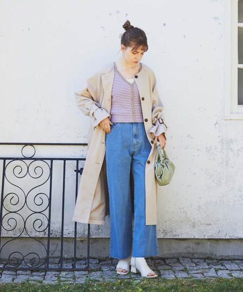 archives（アルシーヴ）の「カットオフハイウエストセミフレアワイドデニムパンツ（デニムパンツ・レディース・ネイビー/サックスブルー/アイボリー・MEDIUM/SMALL）」の4枚目の写真