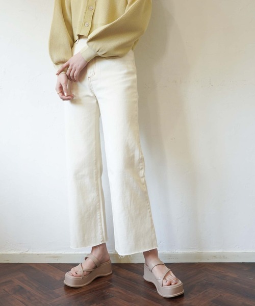 archives（アルシーヴ）の「カットオフハイウエストセミフレアワイドデニムパンツ（デニムパンツ・レディース・ネイビー/サックスブルー/アイボリー・MEDIUM/SMALL）」の11枚目の写真