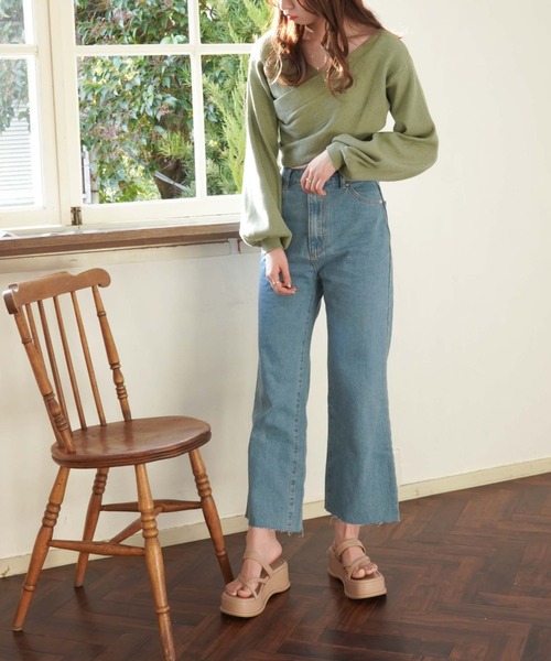 archives（アルシーヴ）の「カットオフハイウエストセミフレアワイドデニムパンツ（デニムパンツ・レディース・ネイビー/サックスブルー/アイボリー・MEDIUM/SMALL）」の13枚目の写真