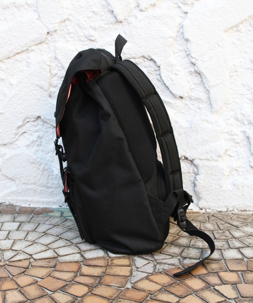 BEAUTY&YOUTH UNITED ARROWS（ビューティーアンドユースユナイテッドアローズ）の「BYBC∵ Herschel Supply Little America バックパック（バックパック/リュック・レディース・ブラック/ライトブルー・FREE）」の3枚目の写真