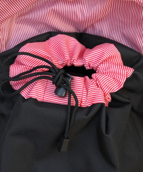 BEAUTY&YOUTH UNITED ARROWS（ビューティーアンドユースユナイテッドアローズ）の「BYBC∵ Herschel Supply Little America バックパック（バックパック/リュック・レディース・ブラック/ライトブルー・FREE）」の6枚目の写真