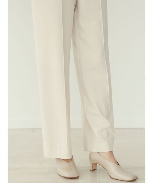 LAGUNAMOON（ラグナムーン）の「【REMME】カッティングパンプス（パンプス・レディース・アイボリー/キャメル・SMALL/MEDIUM）」の5枚目の写真