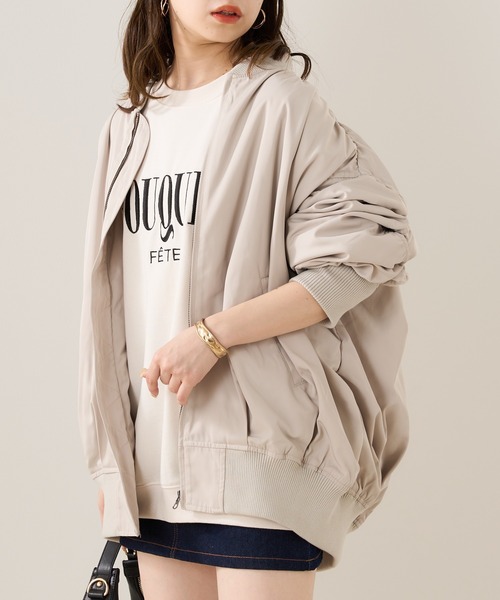 Chico（チコ）の「ルーズMA-1ジャケット（MA-1・レディース・ベージュ/ネイビー/アイボリー・FREE）」の17枚目の写真