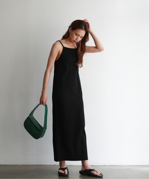 feepur（フェピュール）の「Iラインリブキャミワンピース（ワンピース・レディース・ブラック/モカ/杢グレー・MEDIUM）」の18枚目の写真