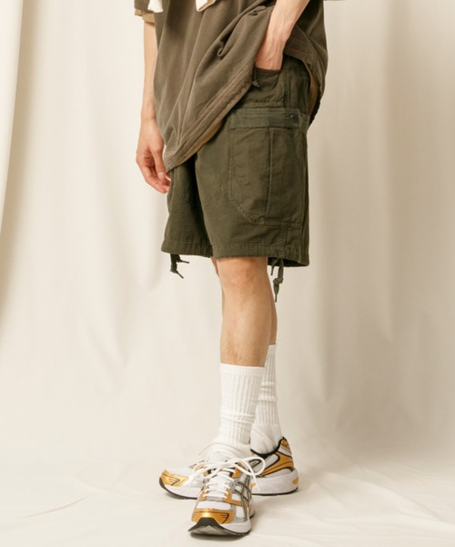 AVIREX(アヴィレックス)の「フェイド ウォッシュ マテリアル コンビネーション カーゴ ショーツ / FADE WASH MATELIAL COMBINATION CARGO SHORTS(カーゴパンツ・メンズ・カーキ/オリーブ/チャコール・X-LARGE/XX-LARGE/MEDIUM/LARGE)」の1枚目の写真
