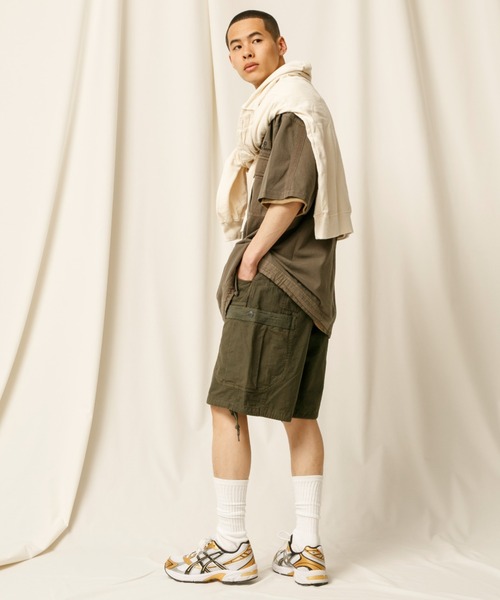 AVIREX(アヴィレックス)の「フェイド ウォッシュ マテリアル コンビネーション カーゴ ショーツ / FADE WASH MATELIAL COMBINATION CARGO SHORTS(カーゴパンツ・メンズ・カーキ/オリーブ/チャコール・X-LARGE/XX-LARGE/MEDIUM/LARGE)」の12枚目の写真