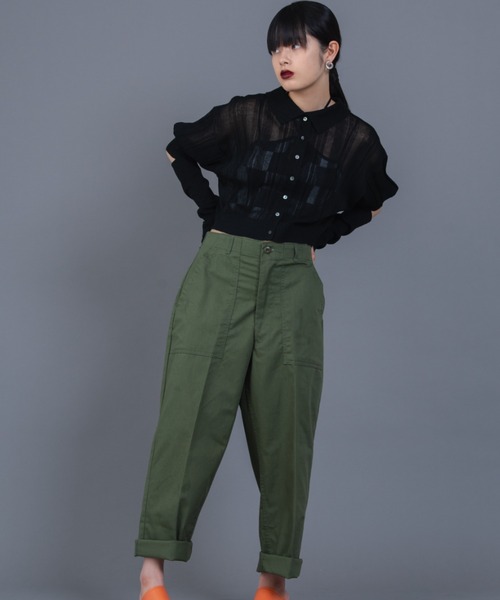 Solace（ソレイス）の「アームカバーランダムリブポロニットトップス /  前後2WAY（ニット/セーター・レディース・パープル/グリーン/ブラック/アイボリー・FREE）」の20枚目の写真