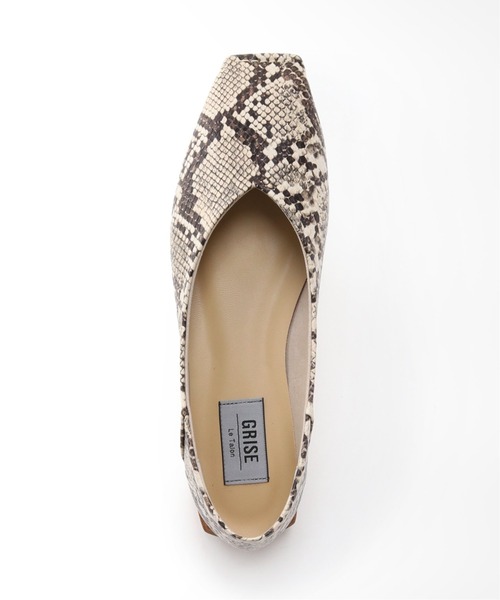 GRISE(グリーズ)の「GRISE スクエアステッチバブーシュ(パンプス・レディース・ブラック系その他/ベージュ系その他・23.5cm/24cm/24.5cm/23cm/22.5cm/21.5/22cm/25.5cm/25cm/21)」の7枚目の写真