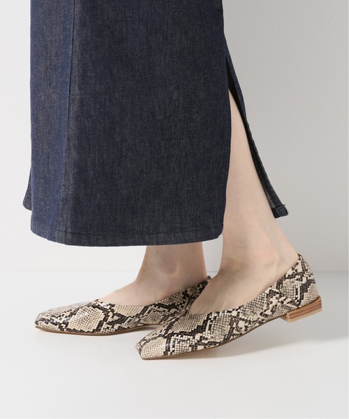 GRISE(グリーズ)の「GRISE スクエアステッチバブーシュ(パンプス・レディース・ブラック系その他/ベージュ系その他・23.5cm/24cm/24.5cm/23cm/22.5cm/21.5/22cm/25.5cm/25cm/21)」の13枚目の写真