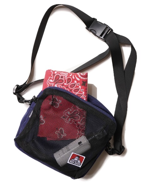 BEN DAVIS(ベンデイビス)の「《BEN DAVIS》MESH POCKET SHOULDER(ショルダーバッグ・メンズ・ブラック/ベージュ/ネイビー/ブラウン・FREE)」の1枚目の写真