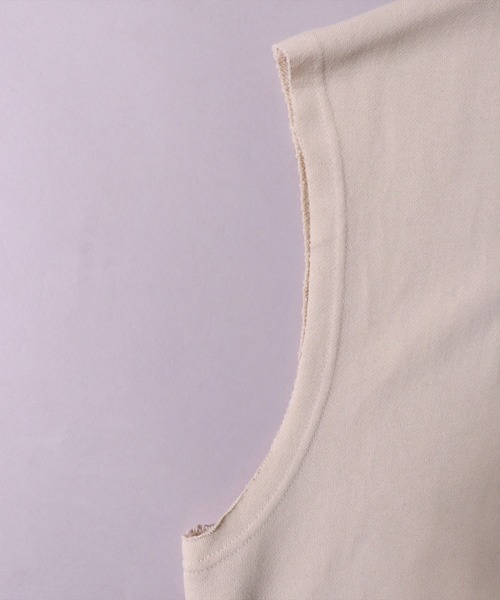 LUXE/R（ラグジュ）の「(RM)【ユニセックス】【LUXE/R】ノースリーブ スウェット プルオーバー（スウェット・メンズ・ホワイト/ベージュ/ブラック・X-LARGE/MEDIUM/LARGE）」の16枚目の写真