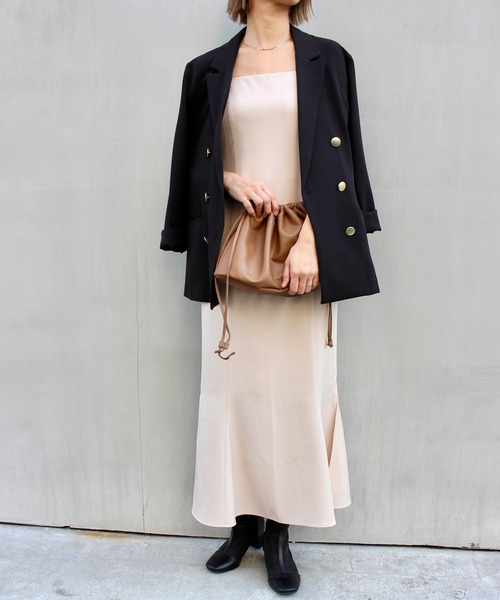 MLI'A（エムリア）の「スリットマーメイドキャミワンピース（ワンピース・レディース・ブラック/ライトベージュ/アイボリー/ライトブラウン/ネイビー・M）」の17枚目の写真