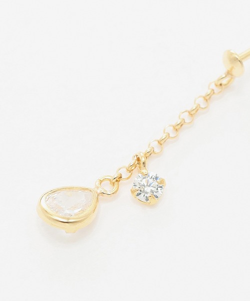 ESTELLE（エステール）の「K10 イエローゴールド キュービックジルコニア しずく ピアス ESTELLE/エステール WEB限定（ピアス（両耳用）・レディース・イエローゴールド・-）」の4枚目の写真