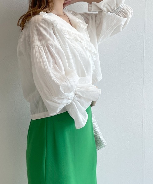 w closet（ダブルクローゼット）の「レースフリルカラーショートシャツ（シャツ/ブラウス・レディース・ブラック/オフホワイト/ピンク・FREE）」の4枚目の写真