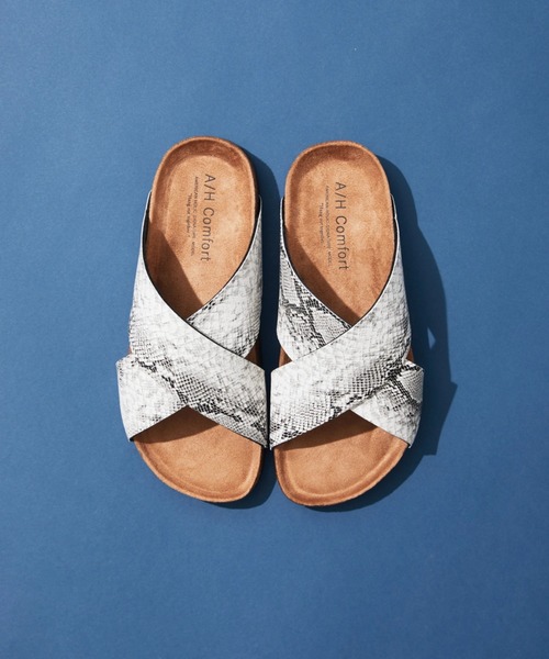 AMERICAN HOLIC（アメリカンホリック）の「PU クロスストラップコンフォートサンダル（サンダル・レディース・ベージュ/グレー・S/M/L）」の21枚目の写真