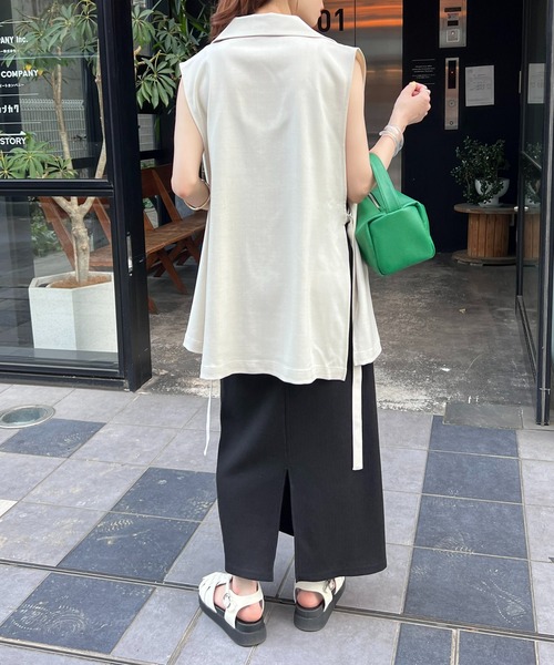 DISCOAT(ディスコート)の「サイドオープンジレ(ベスト・レディース・グレー/アイボリー/キャメル・FREE)」の6枚目の写真