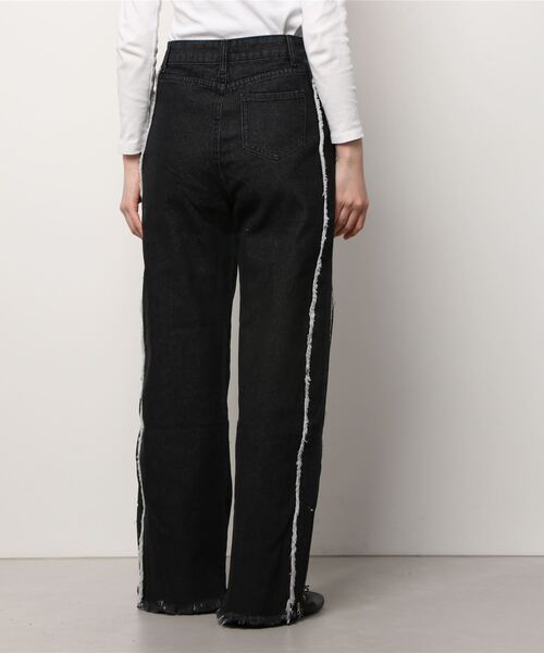 Figments（フィグメンツ）の「サイドフリンジデニムパンツ（デニム