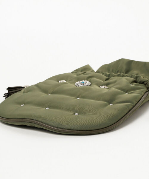 Ray BEAMS(レイビームス)の「CONTROL FREAK / スタッズ コンチョ 巾着 バッグ(メッセンジャーバッグ・レディース・ブラック/オリーブ・ONE SIZE)」の11枚目の写真