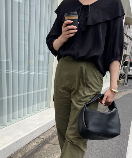 y.riページ LOWRYS FARM（ローリーズファーム）の「フリルブラウス 294287