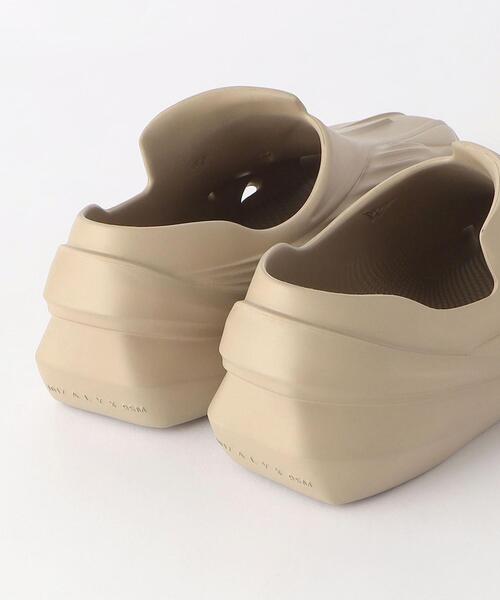 1017 ALYX 9SM(アリクス)の「<1017 ALYX 9SM> MONO SLIPON/スニーカー(スニーカー・メンズ・ベージュ・40/41/42)」の2枚目の写真