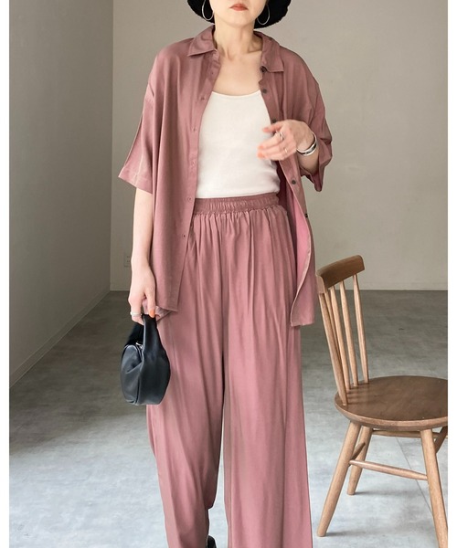 She's Closet(シーズクローゼット)の「ルーズ半袖シャツ&ワイドパンツスタイルセットアップ(セットアップ・レディース・ダークオリーブ/グレー×サックスブルー/スモークピンク・FREE)」の6枚目の写真